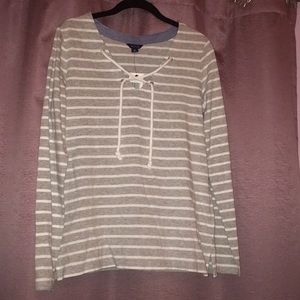 Grey and white striped Nautica T